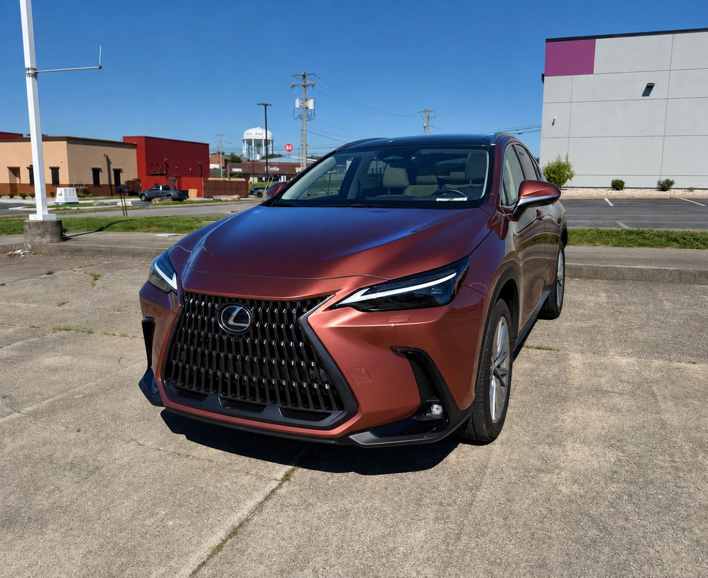 Luxury SUV with glass-like paint after detailing in Indian Hill, Ohio